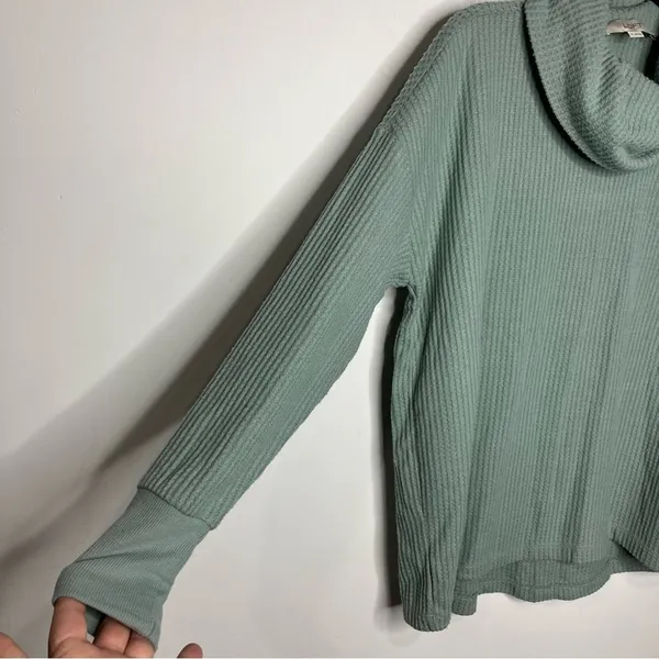 Loft‎ waffle knit cowl knit top green size medium - Image 4
