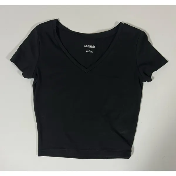 Wild Fable Black Solid Short Sleeve V-Neck Shirt Top Blouse Tee Size XS 🖤 - Image 2