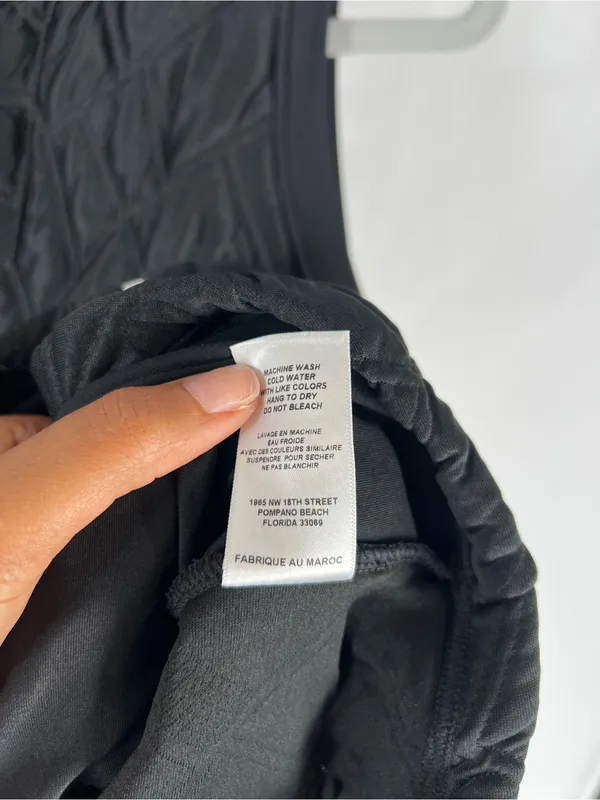 Sofibella Black Quilt Vest Size Small NWT UPF 50 Style 2432N - Image 9