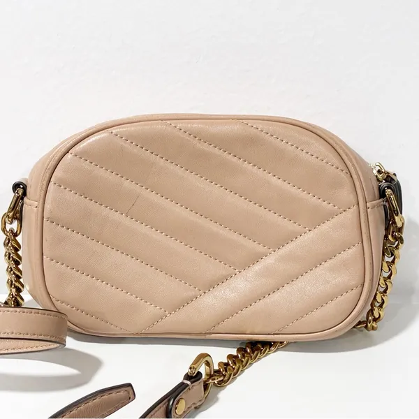 Tory Burch Women's Kira Chevron Camera Bag Desert Dune Gold Chain - Image 3
