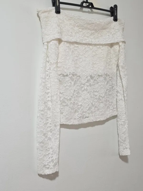 Hollister All Over Lace - Off the Shoulder Top - Cloud Dancer - Size M - Image 3