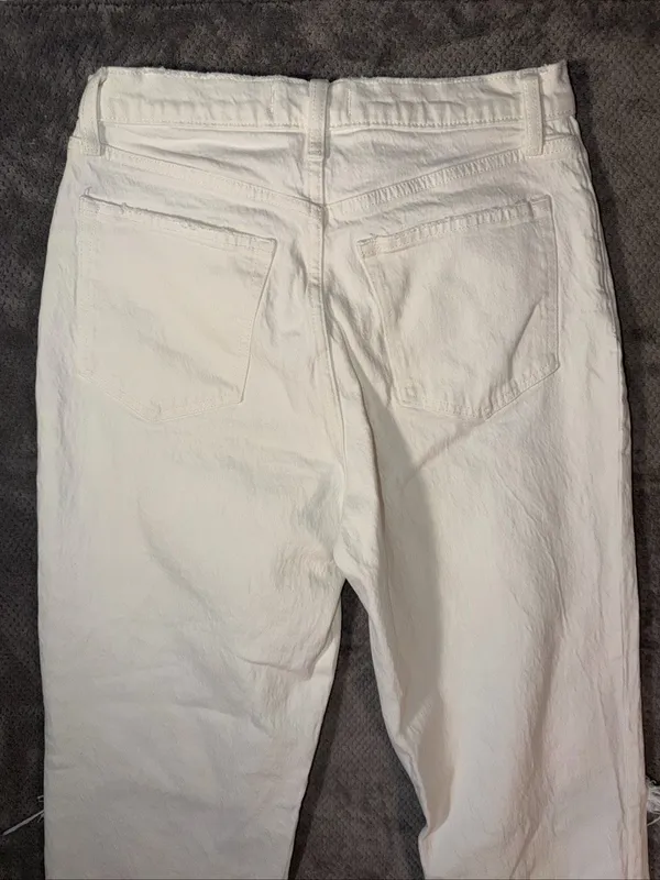 Abercrombie & Fitch The 90s Straight Ultra High Rise White Distressed Jean 29/8L - Image 9