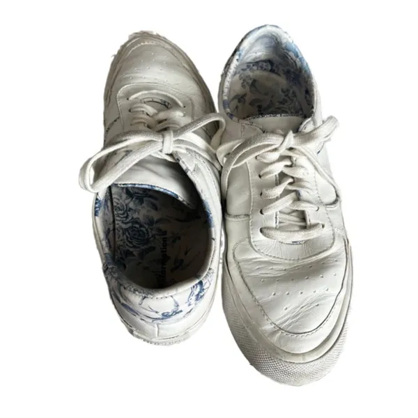 Reformation Harlow white leather blue floral sneakers size 8 - Image 2