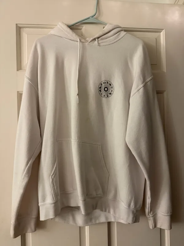 Urban Outfitters Hoodie - Image 3