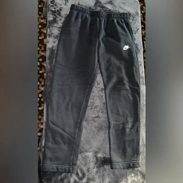 Nike Sweatpants in Black Size Medium - Image 6
