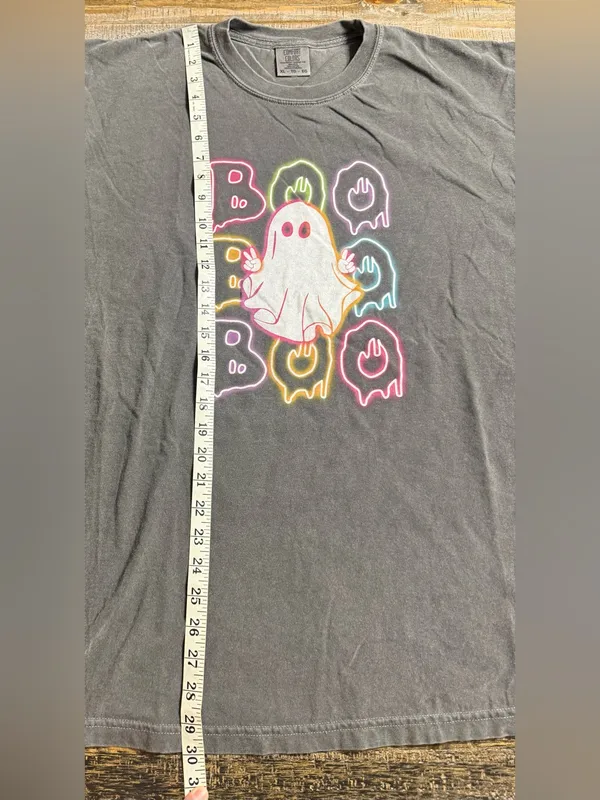 Comfort Colors Pepper Tee with Neon Ghost Graphic - Image 6
