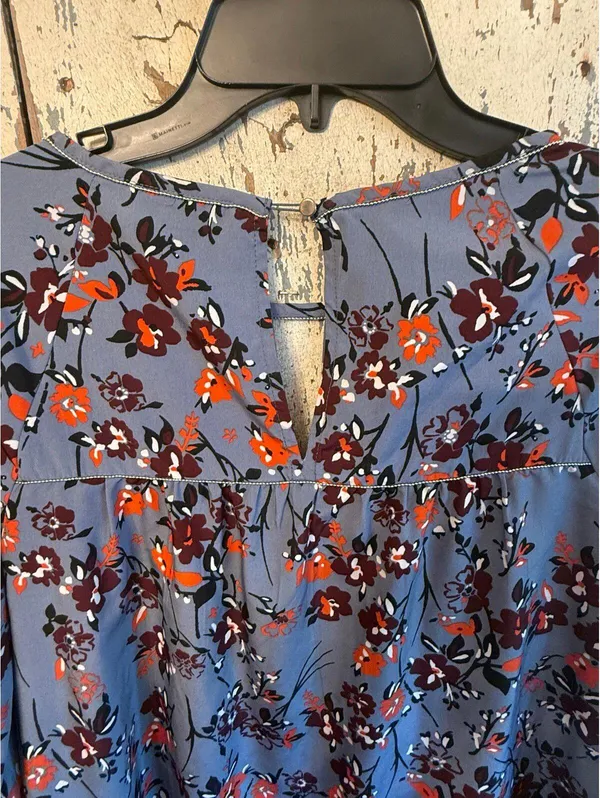 Abercrombie and Fitch Women's Purple Orange Split-Sleeve Blouse, size Medium - Image 6