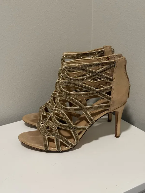 Antonio Melani Heels Gold Sparkly - Image 2
