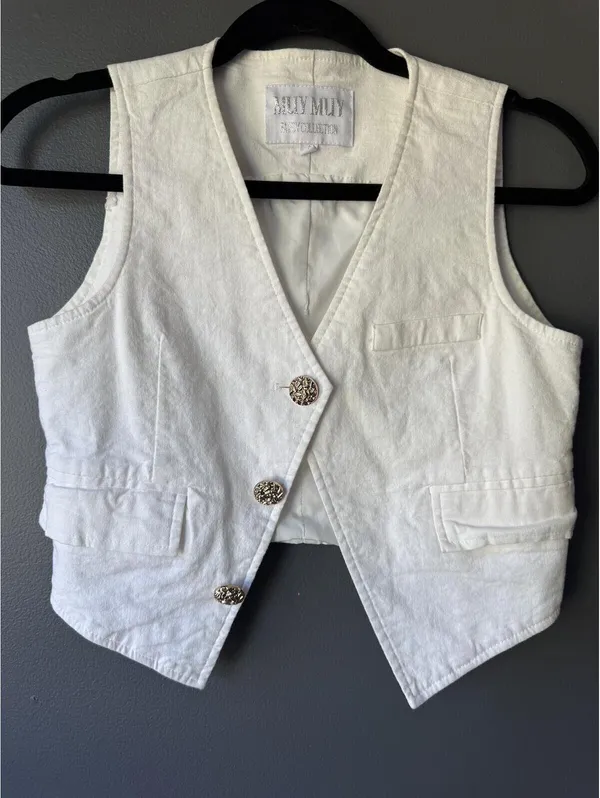 Muy Muy Fancy Collection White Vest Size Small - Image 8