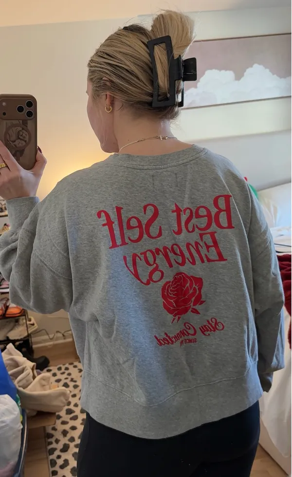 Old Navy Crewneck Sweatshirt Cropped - Image 2
