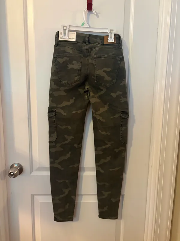 american eagle next level stretch curvy camo high rise jeggings NWT side zippers - Image 4