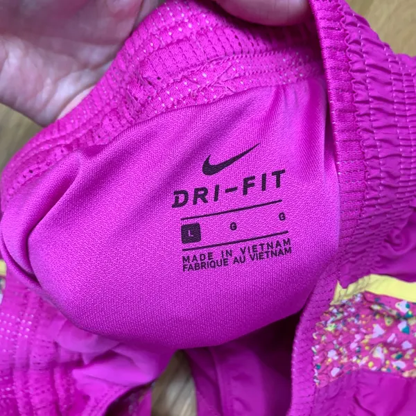 Nike Dri-FIT Women‎ Running Shorts Magenta Pink Floral Splatter Size Large - Image 4