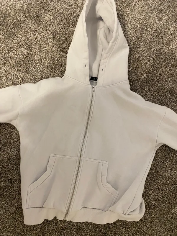 White Jacket Old Navy Zip-Up - Image 3