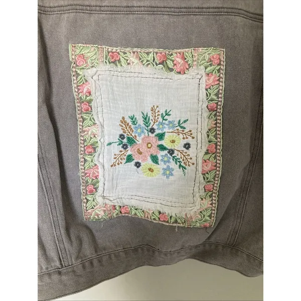 POL Womens Jacket Patchwork Denim Boho Chic M Floral Frayed Trim Gray - Image 8