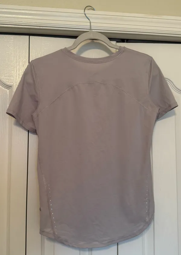 Lululemon Off White Athletic Short Sleeve Top - Image 2