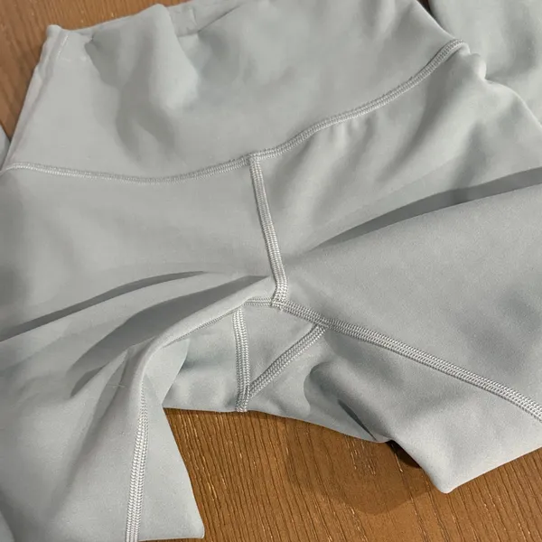Lululemon High-Waisted Leggings - Image 5
