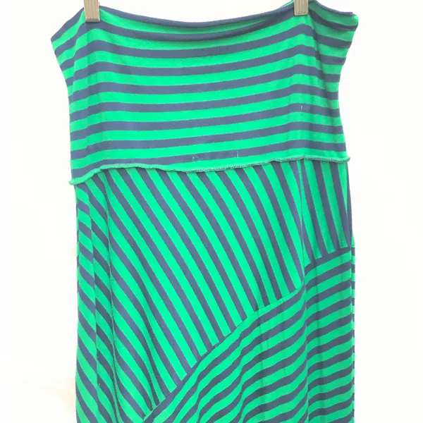 Like New Maxi Green Striped Long Skirt Asymmetrical Pattern - Image 3