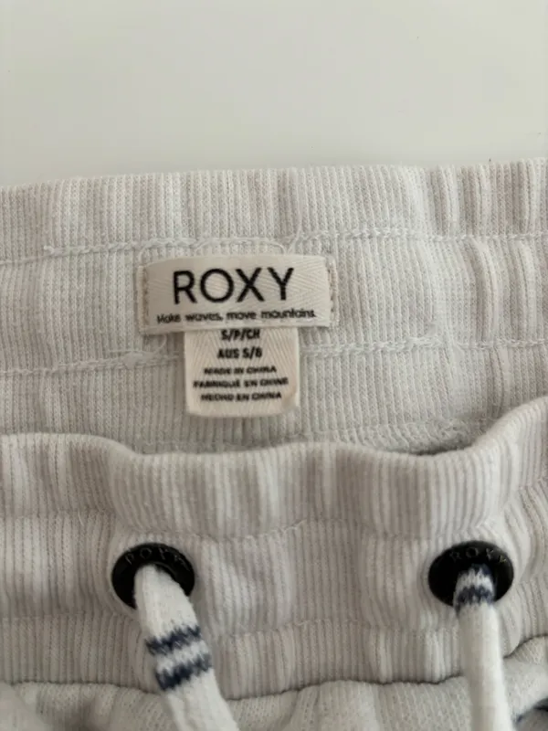 Roxy Shorts - Image 4