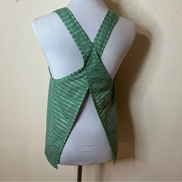 Zyia Active green striped flowy tank top MEDIUM - Image 4