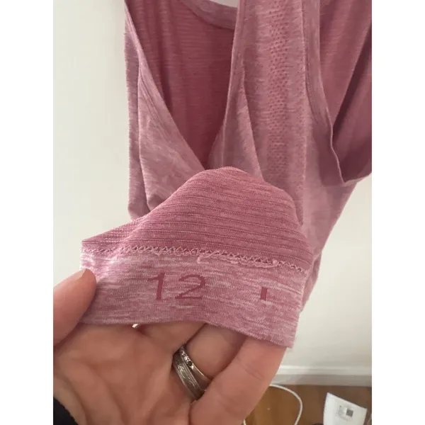 Lululemon Swiftly Tech Racerback Tank Top 2.0‎ Pink Heathered Size 12 Activewear - Image 4