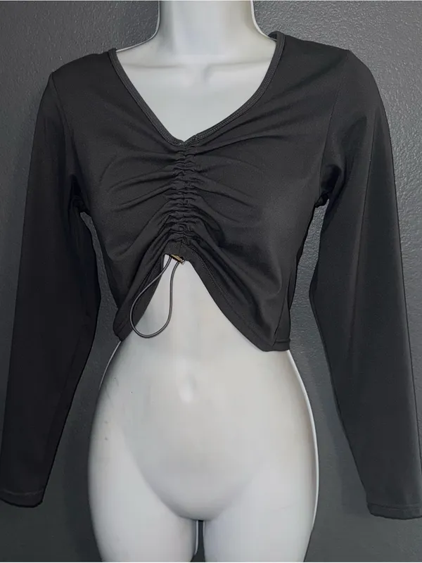 Buffbunny Women's Grey Long Sleeve Ruched Crop Athletic Top Medium - Image 3