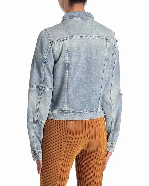 ✨FREE PEOPLE RUMORS LIGHT WASH DENIM SZ MEDIUM JACKET✨ - Image 3