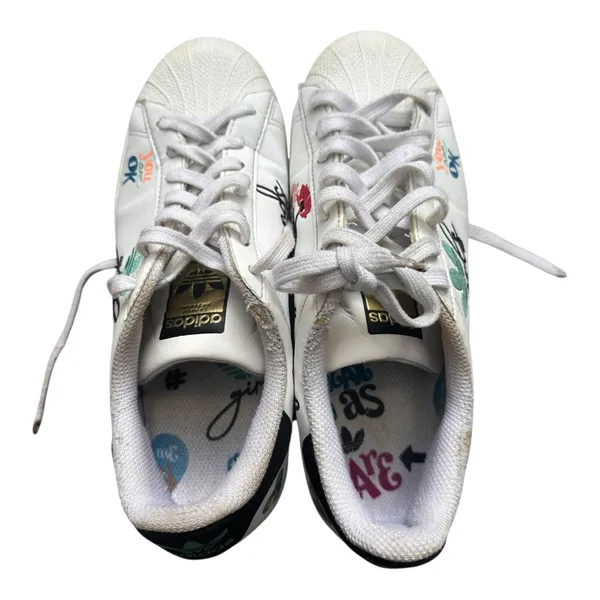 Adidas Superstar Girls‎ Are Awesome Friends Collab Platform Sneakers Womens 7 - Image 4