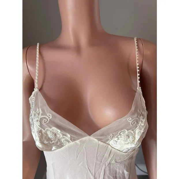 VINTAGE VICTORIAS SECRET SILKY SATIN NIGHTGOWN Lingerie MEDIUM NWT NEW #225 - Image 12