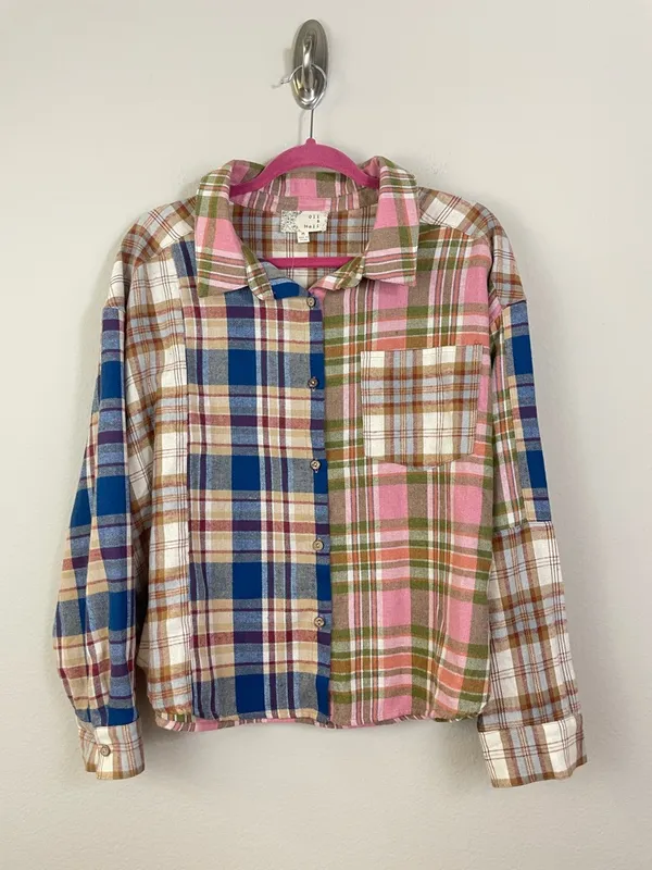 NEW Oli‎ & Hali Multicolor Plaid Flannel Crop Button Up Shirt Size M - Image 2