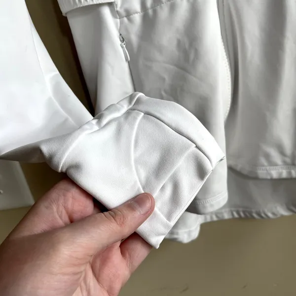 Fabletics white full zip longline jacket women's size small breathable pockets - Image 4