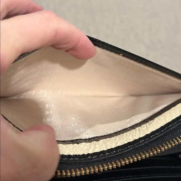Kate Spade Glossy Black and Cream Striped Long Wallet - Image 10