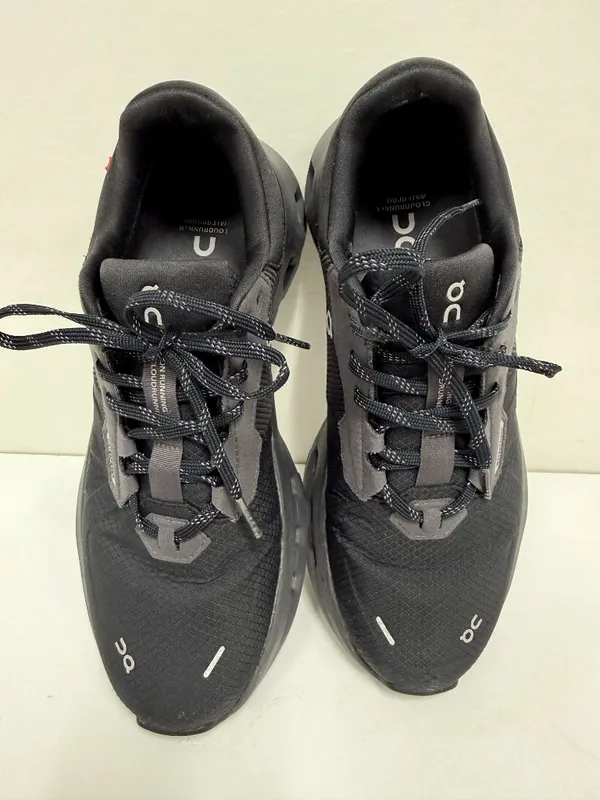 On Cloudrunner 2 Waterproof Black Size 8 - Image 3
