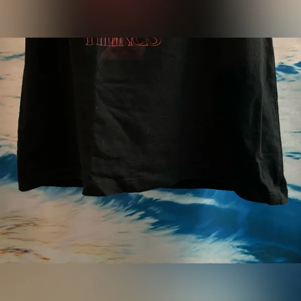 Netflix Stranger Things 2 Will Upside Down Graphic T-Shirt Women’s SZ LG - Image 10