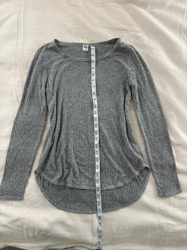 Old navy pajama top - Image 3