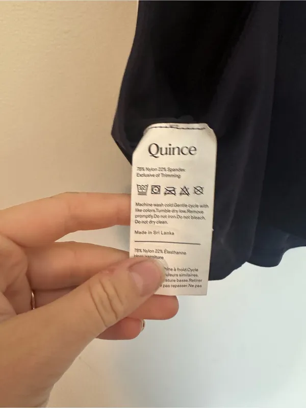 NWT Quince Ultra Form high neck crop tank deep navy extra small - Image 4