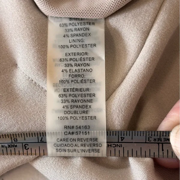 Calvin‎ Klein Invisible Fit Solutions Pencil Skit Size 2 Beige - Image 9