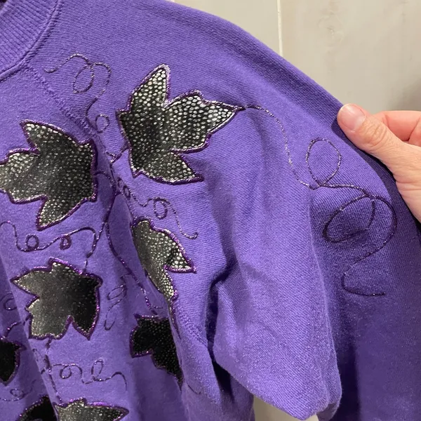 Cute vintage 80s Hanes purple plum fairy puff paint broken in sweatshirt grapes - Image 9