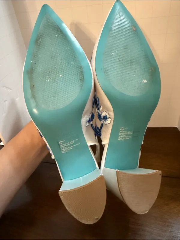 Betsey Johnson White Slingback Block Heels with Blue Floral Embroidery - Image 9