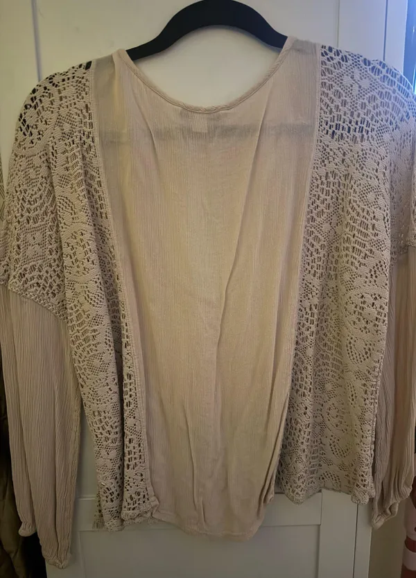 American Eagle Outfitters Light Pink Long Sleeve Shirt - Image 2