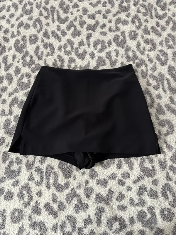 Express Black Skirt - Image 2