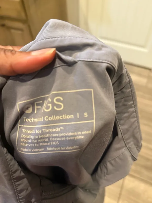 Figs Sz S Scrub Top - Image 3