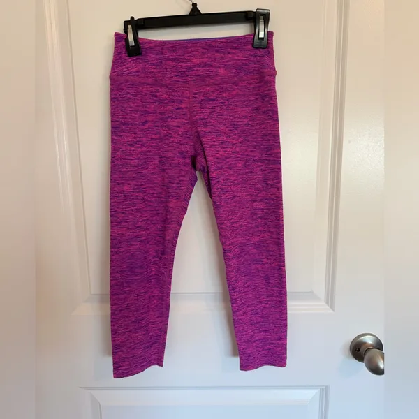 Beyond Yoga Spacedye Capri Leggings XS - Image 2