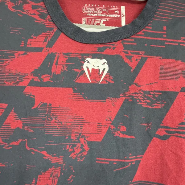 UFC Venum Performance Womens Long Sleeve Shirt Red Black Camo Graphic Size M‎ - Image 3