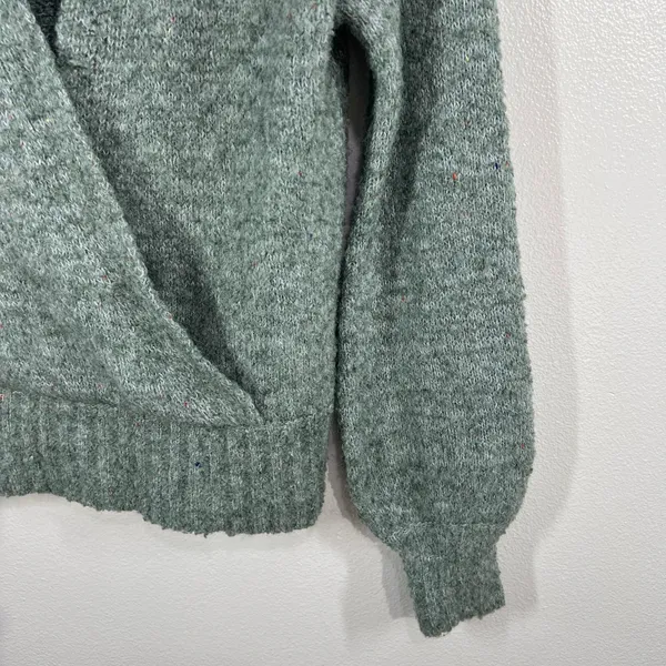 ASTR‎ The Label Sage Green Wrap Knit Sweater Womens Size Large Cozy Textured Top - Image 5