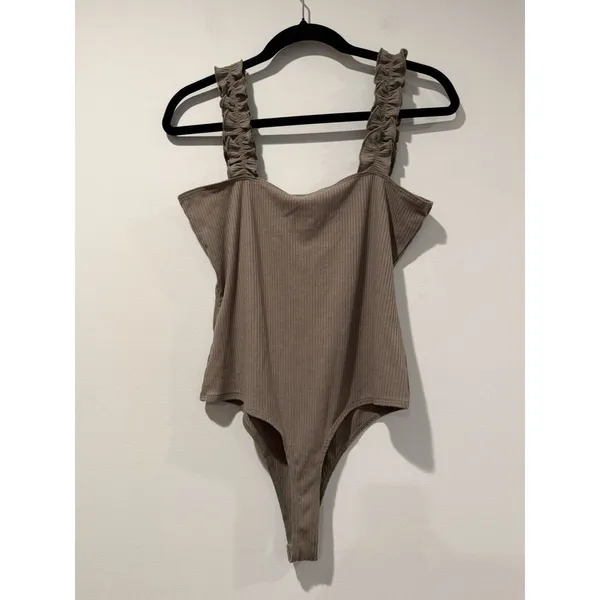 NEW Maverick The Collection Bodysuit Womens Large Olive Green Stretch Travel - Image 2