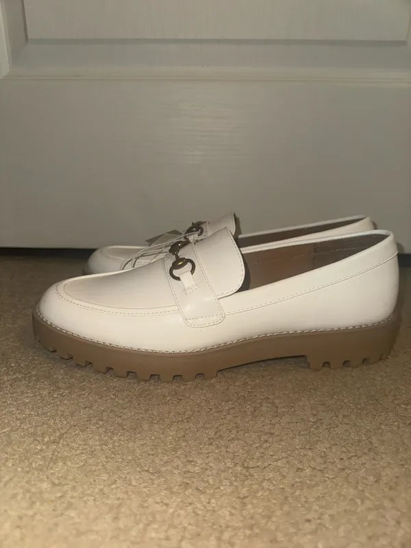 White target a new day loafers with gold chain accent nwt - Image 9