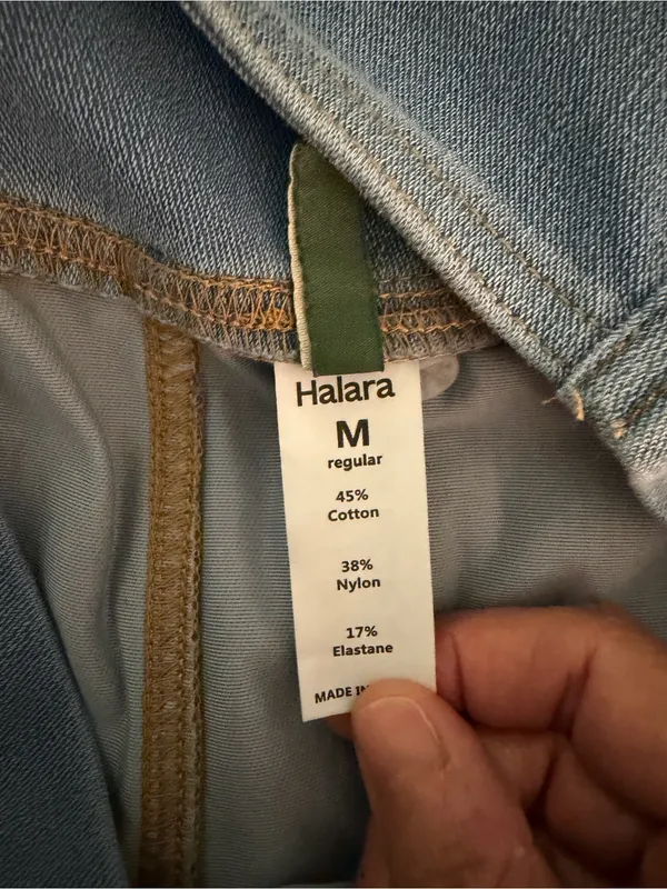HALARA Light Blue Denim Flare Jeans Women’s Medium - Image 4
