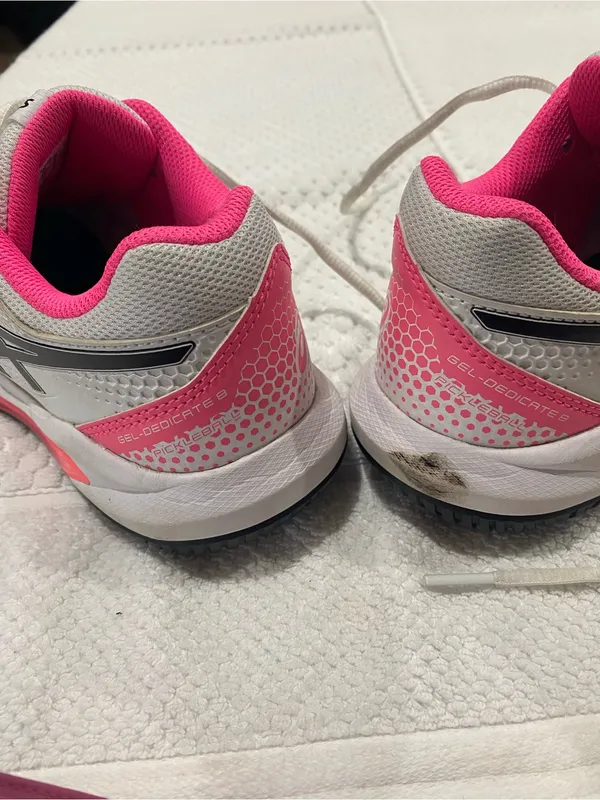 ASICS Women's White Athletic Sneakers with Pink Lining - Image 4
