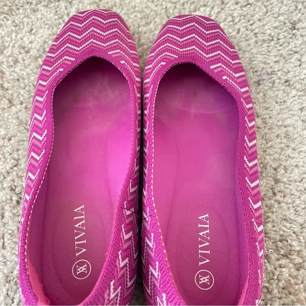 VIVAIA Square Toe V-Cut‎ Flats Margot 2.0 Orchid Multi Chevron Size 38.5 US 7.5 - Image 7
