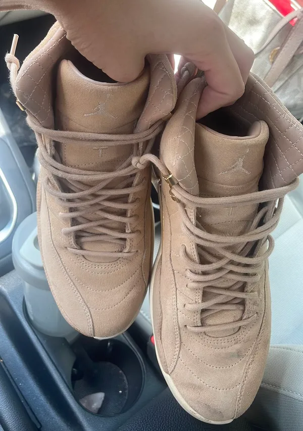 Jordan Nike  12 Retros - Image 2